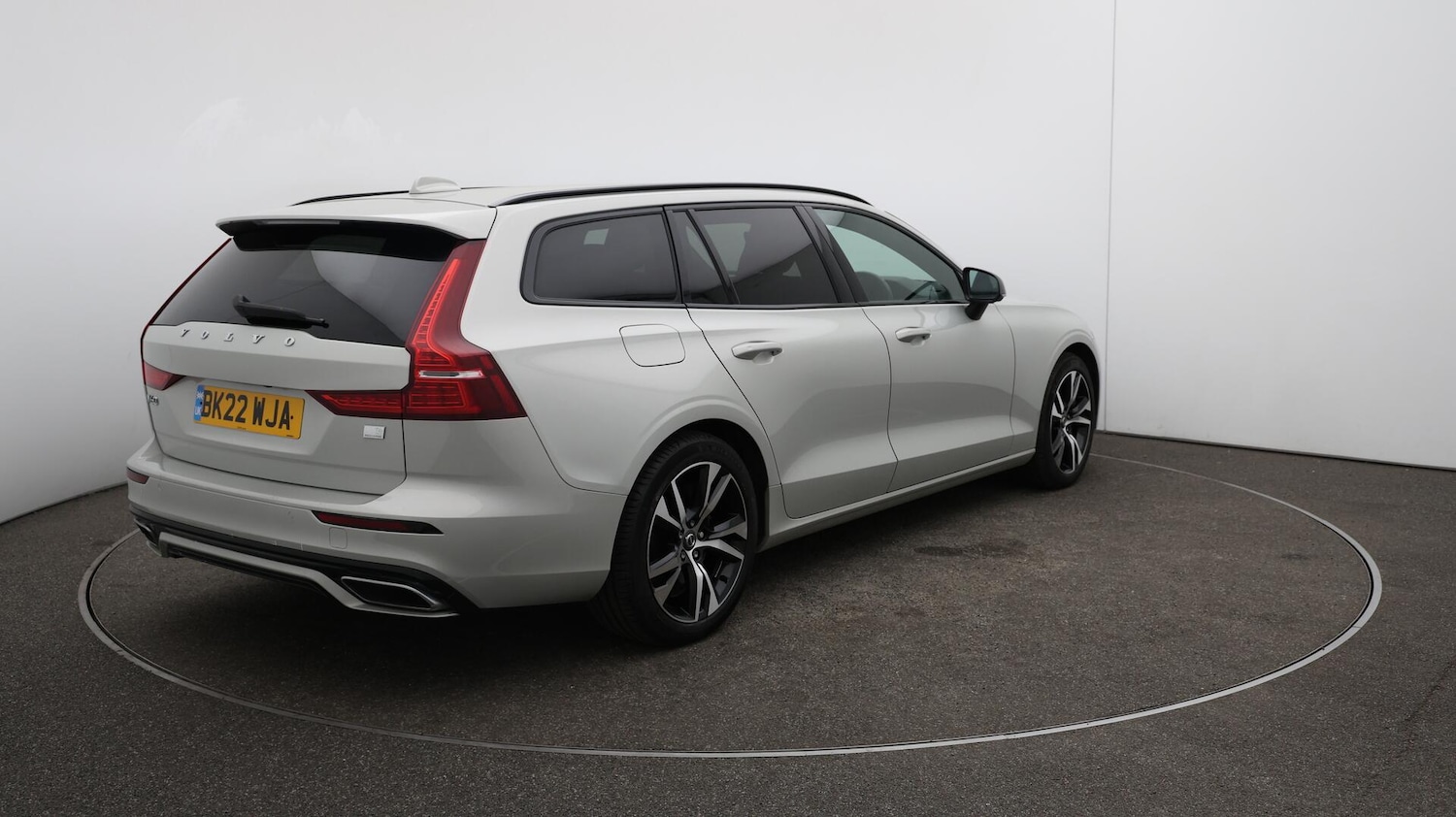 Used Volvo V60 2022 for sale - 76592346: Photo 55