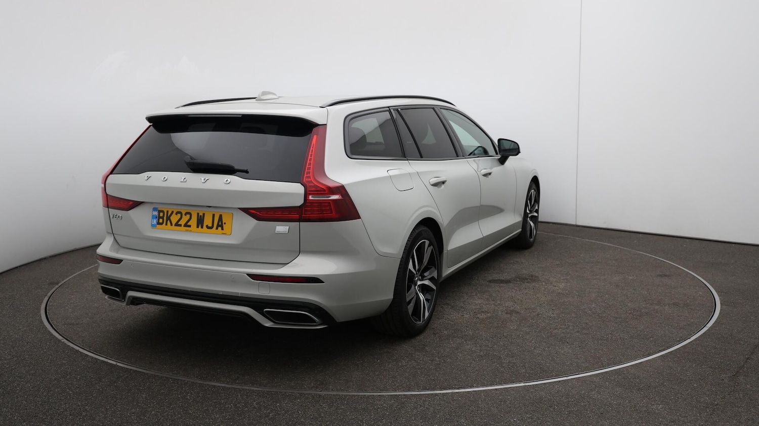 Used Volvo V60 2022 for sale - 76592346: Photo 56