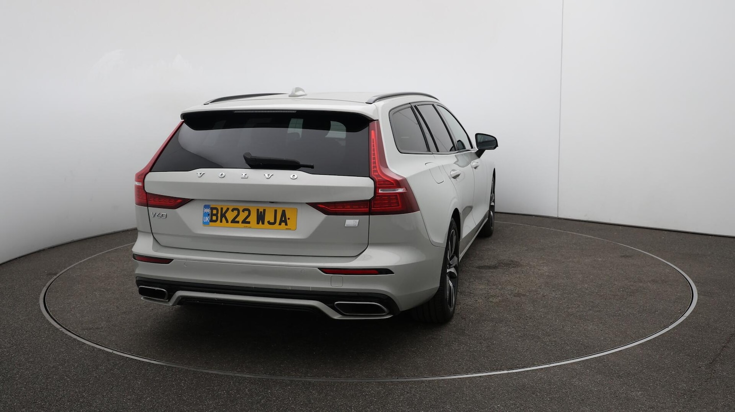 Used Volvo V60 2022 for sale - 76592346: Photo 57