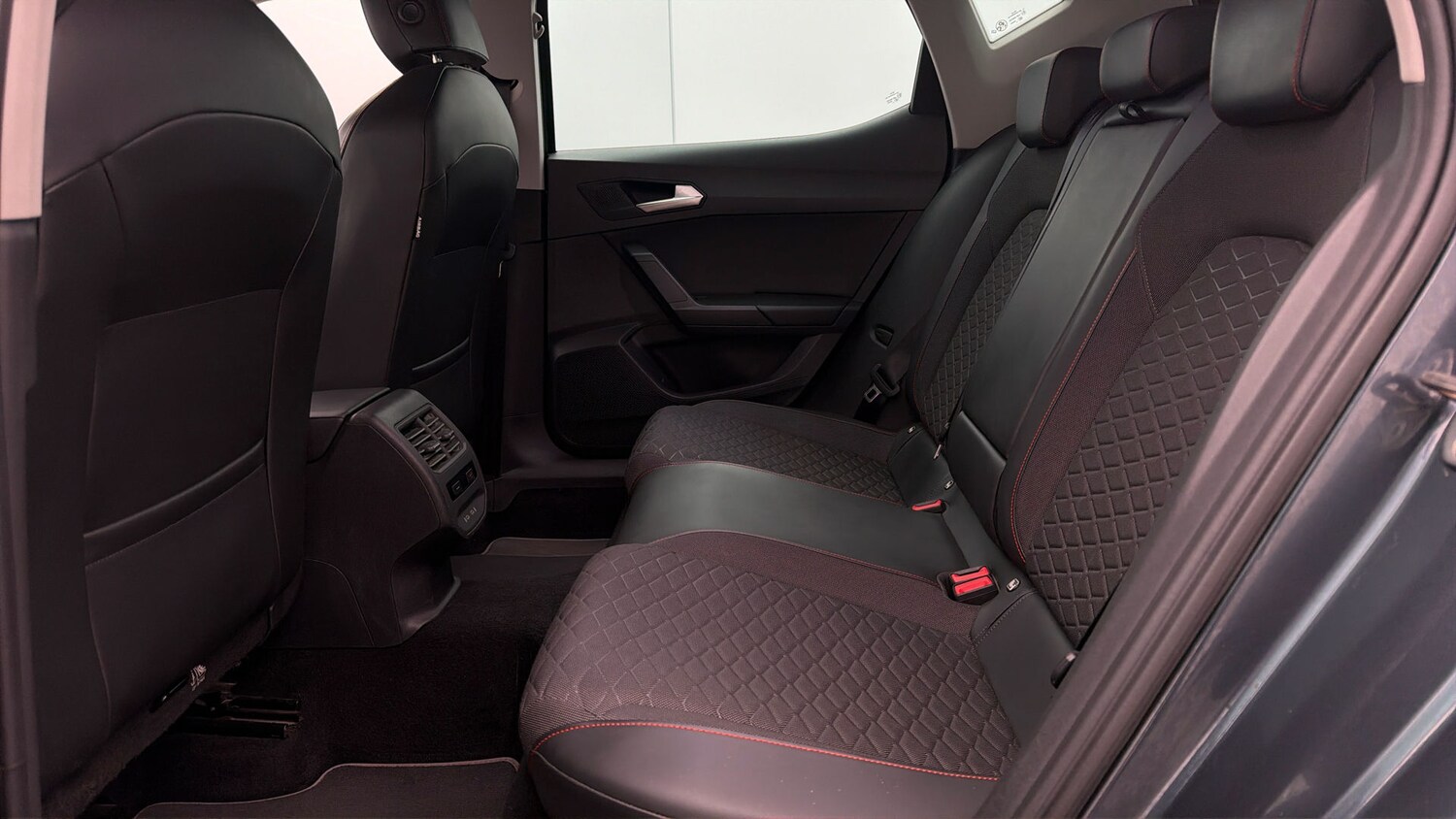 Used SEAT Leon 2021 for sale - 77931448: Photo 15