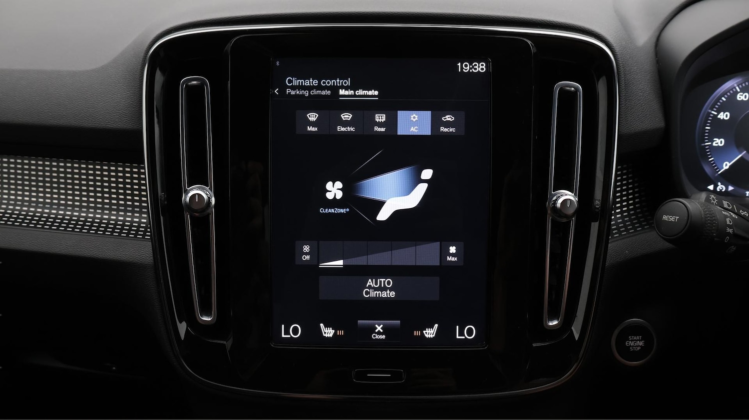 Used Volvo XC40 2020 for sale - 76513437: Photo 13