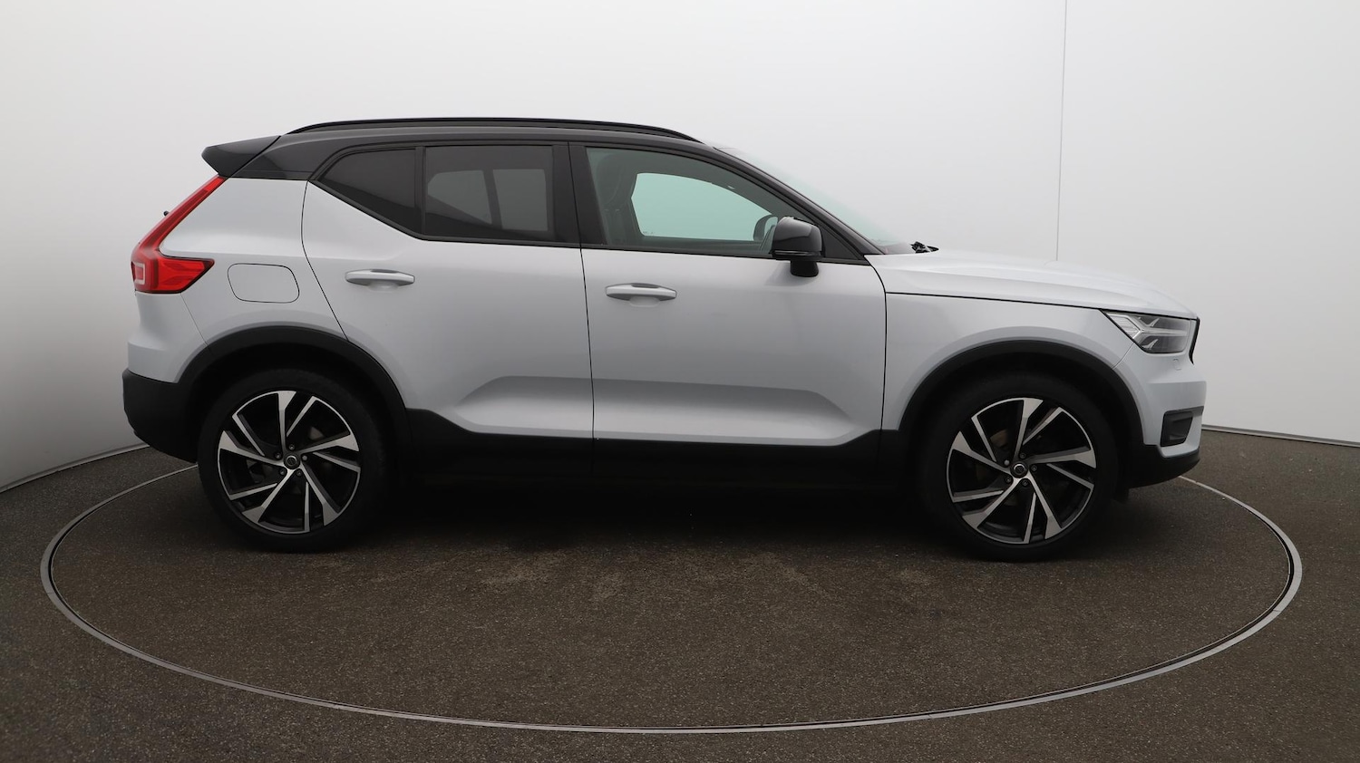 Used Volvo XC40 2020 for sale - 76513437: Photo 48