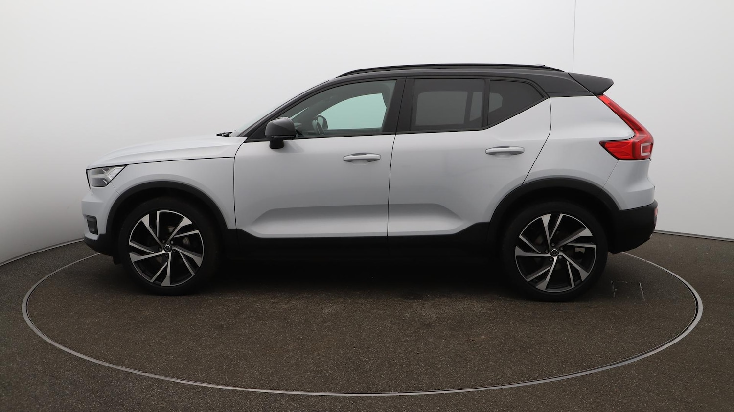 Used Volvo XC40 2020 for sale - 76513437: Photo 63