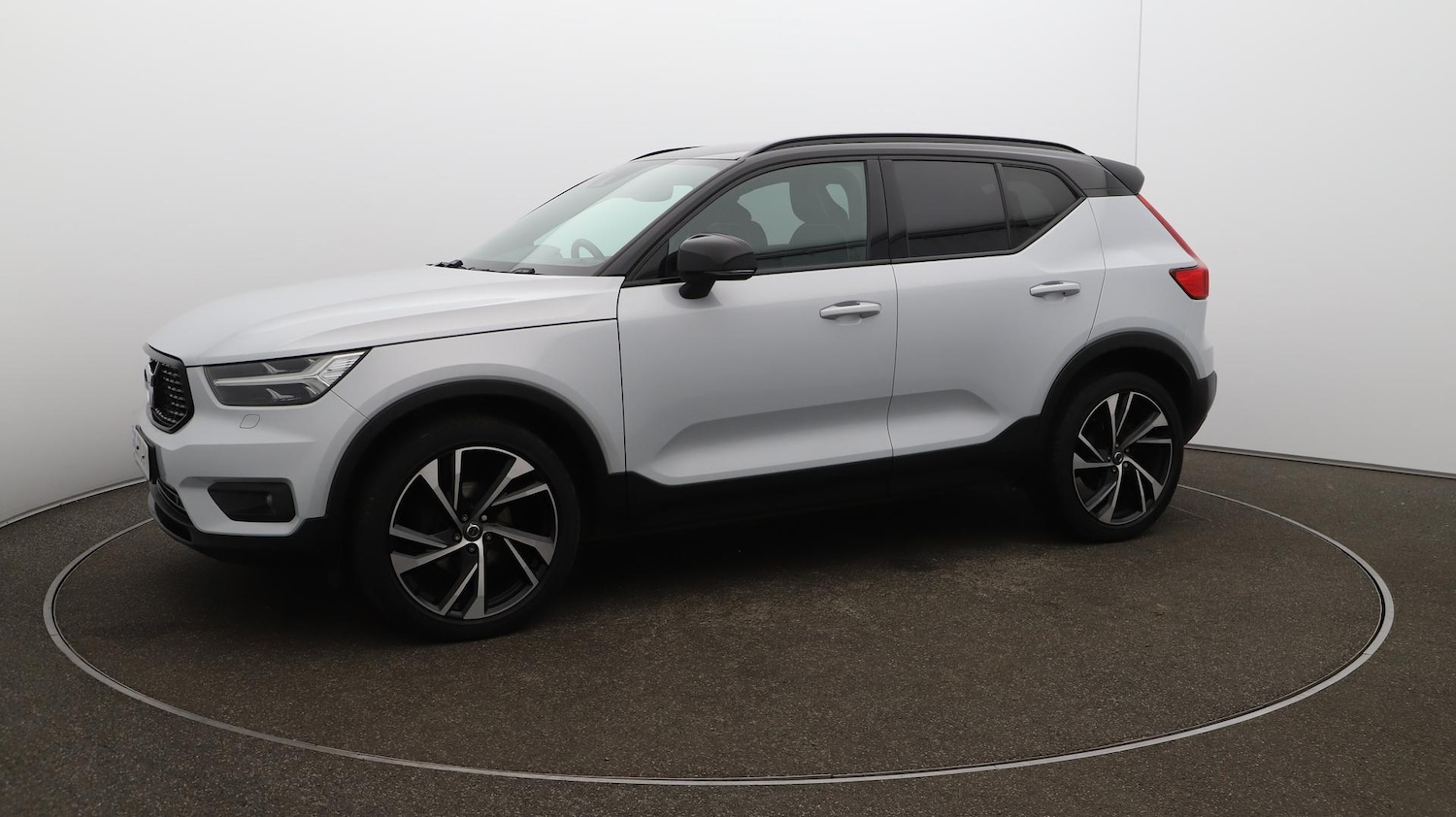 Used Volvo XC40 2020 for sale - 76513437: Photo 66
