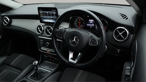 Used Mercedes-Benz GLA 2019 for sale - 76121976: Photo 10
