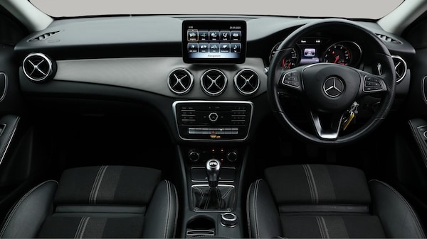 Used Mercedes-Benz GLA 2019 for sale - 76121976: Photo 14