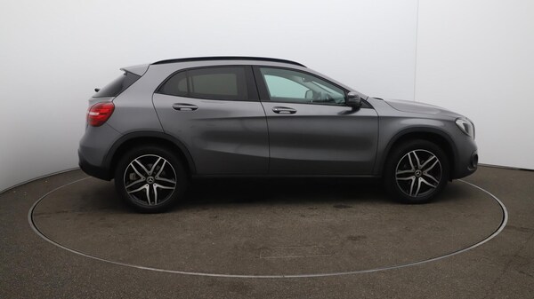 Used Mercedes-Benz GLA 2019 for sale - 76121976: Photo 49