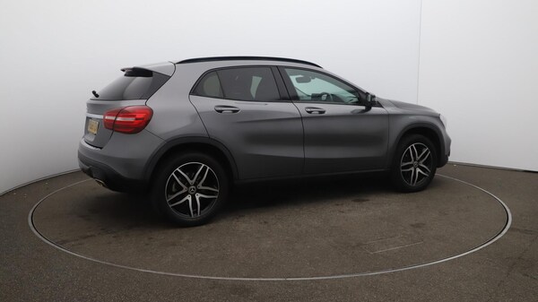 Used Mercedes-Benz GLA 2019 for sale - 76121976: Photo 51