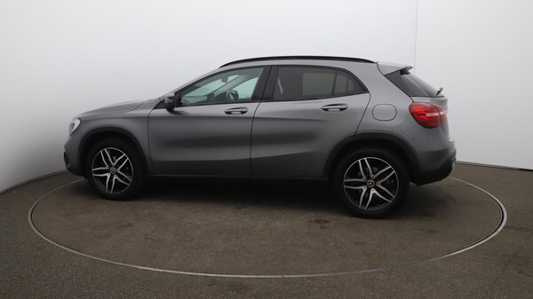 Used Mercedes-Benz GLA 2019 for sale - 76121976: Photo 57