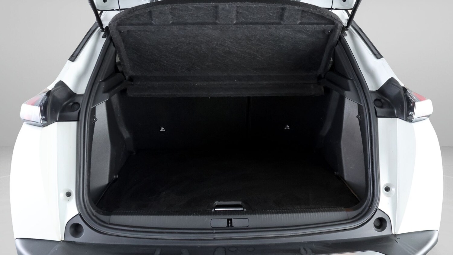 Used Peugeot 2008 2022 for sale - 78042195: Photo 16