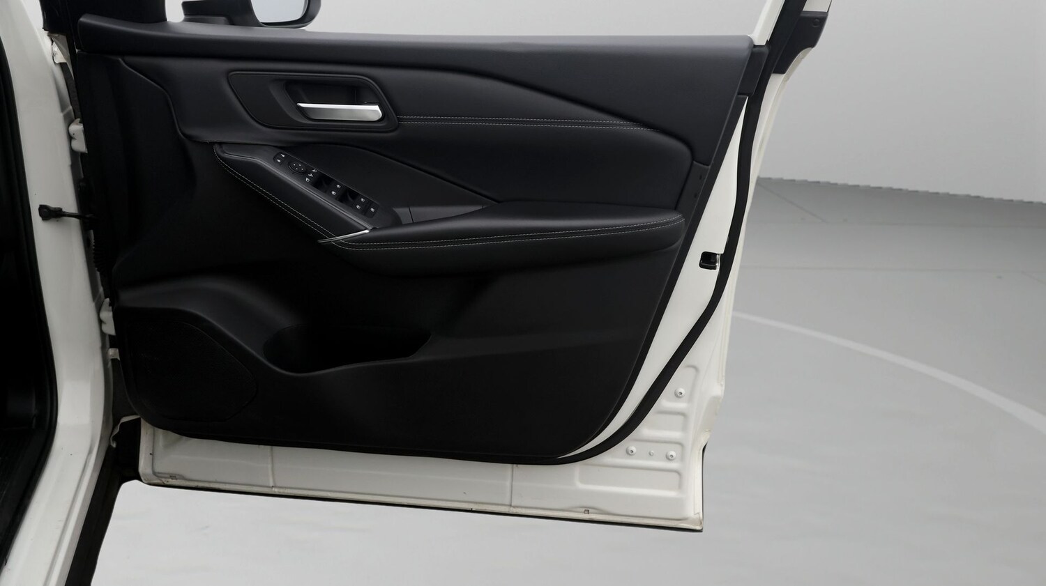 Used Nissan Qashqai for sale - 77417635: Photo 15