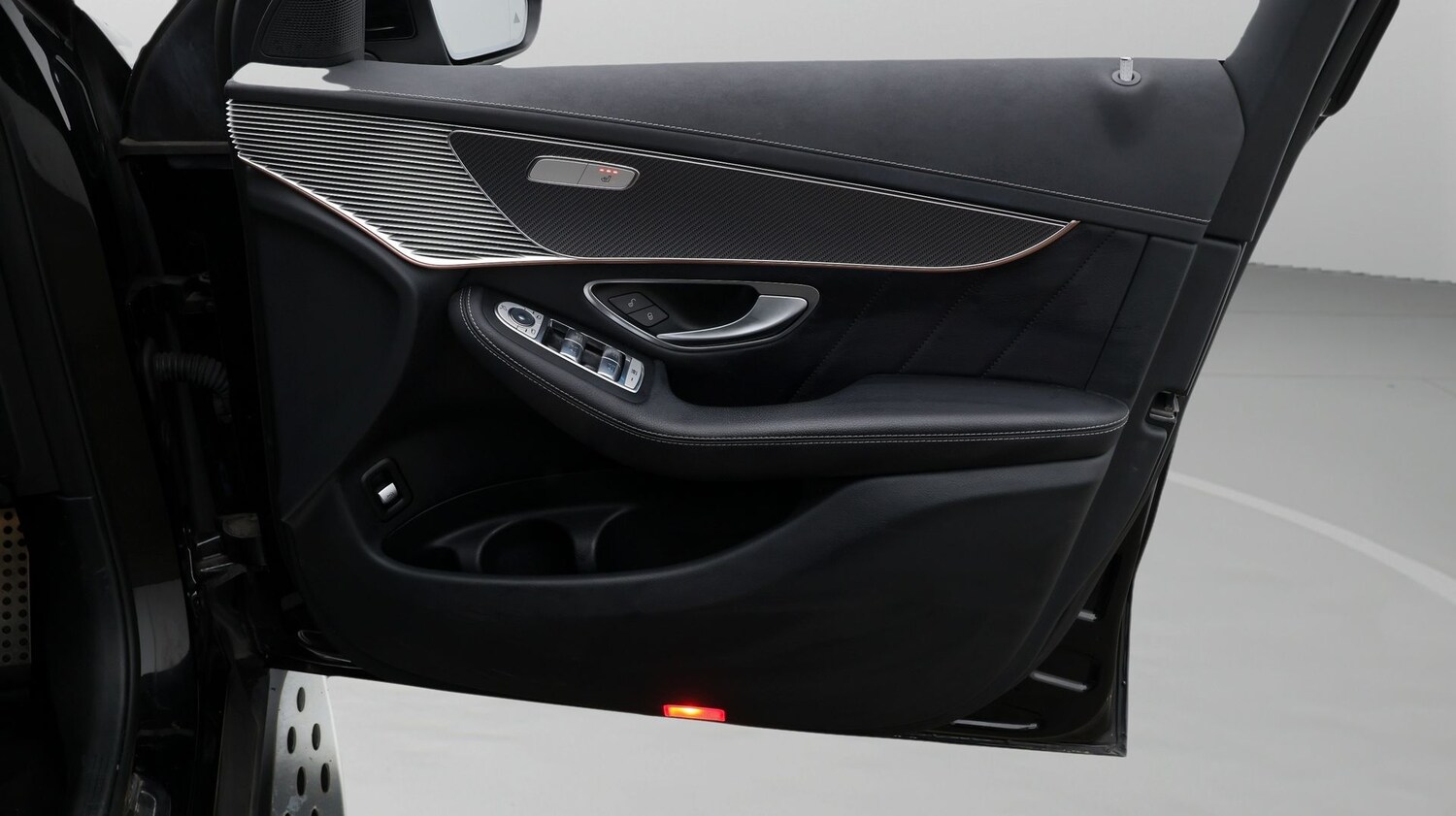 Used Mercedes-Benz EQC 2022 for sale - 77416861: Photo 15