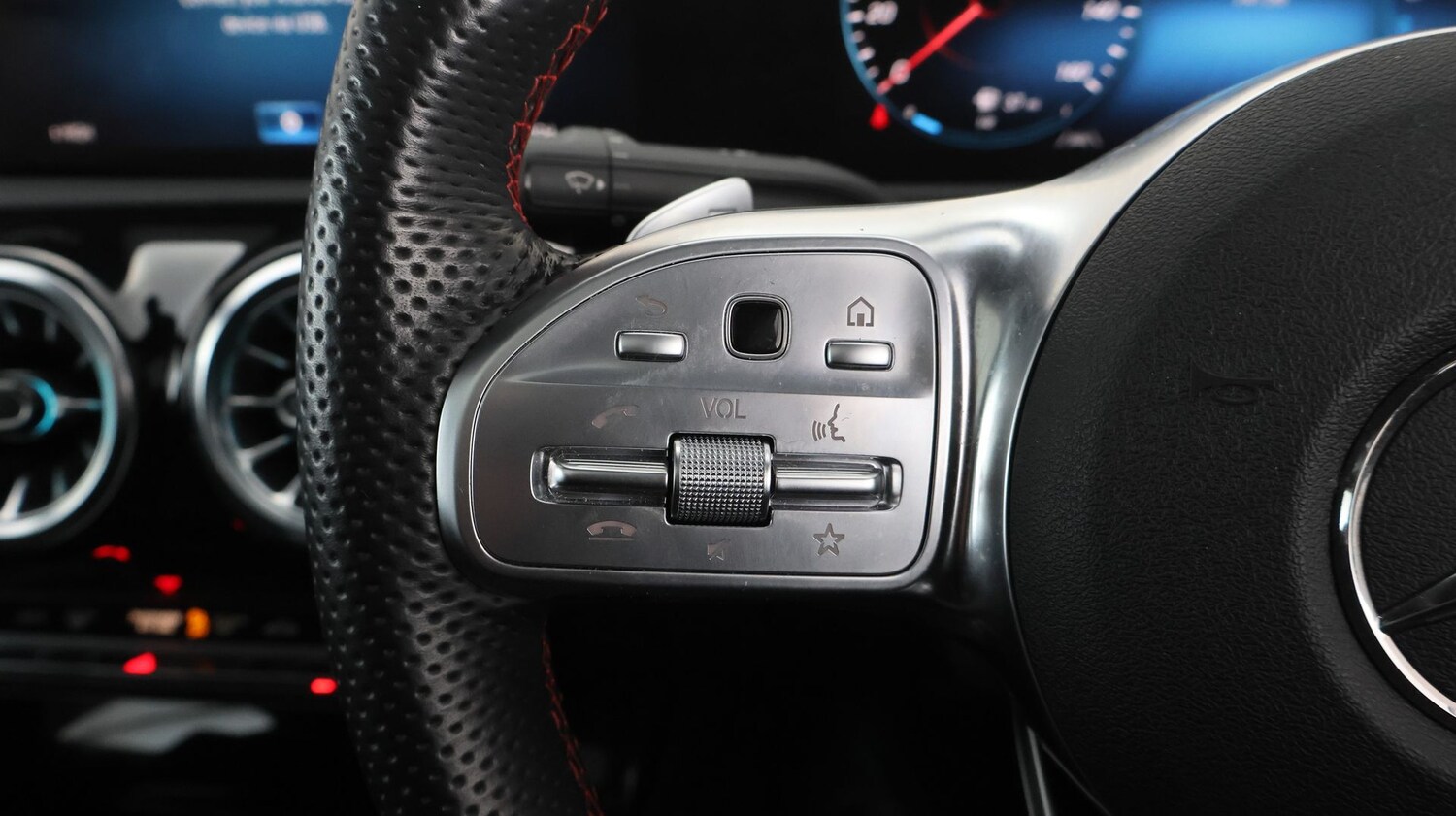 Used Mercedes-Benz CLA for sale - 77877218: Photo 23