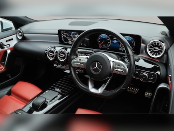 Used Mercedes-Benz CLA 2020 for sale - 76153078: Photo 3