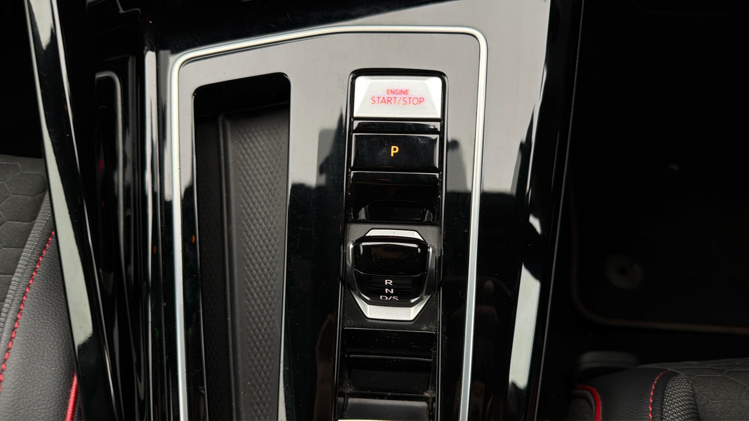 Used Volkswagen Golf for sale - 78106558: Photo 24