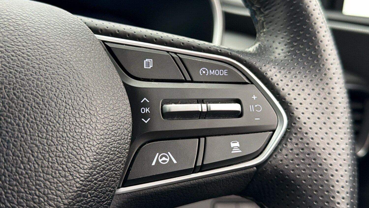 Used Hyundai Santa Fe 2023 for sale - 78090614: Photo 24