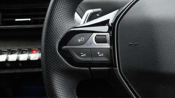 Used Peugeot 3008 2023 for sale - 75588430: Photo 26