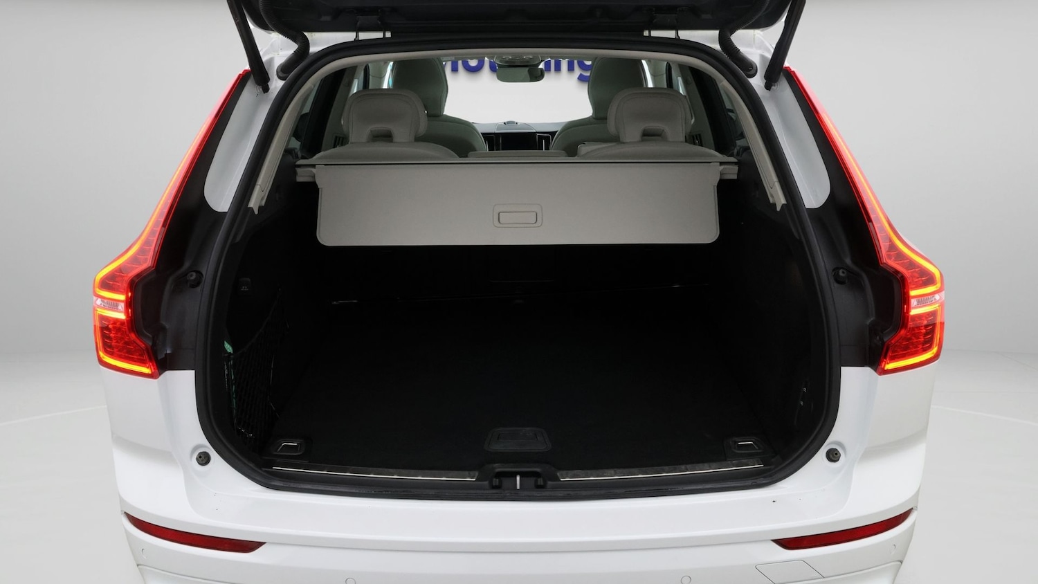 Used Volvo XC60 2022 for sale - 77650126: Photo 17