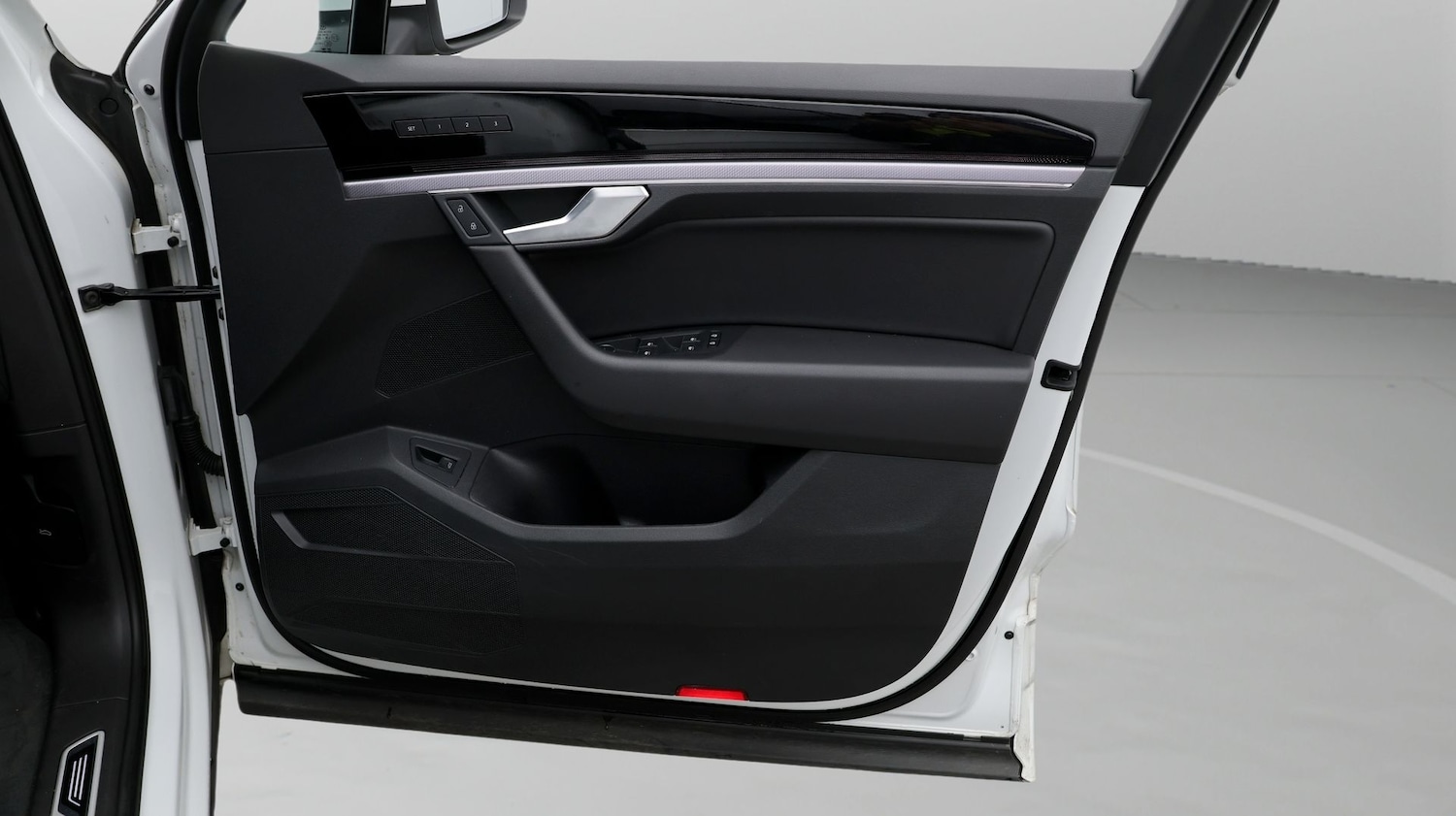 Used Volkswagen Touareg 2023 for sale - 77285399: Photo 15