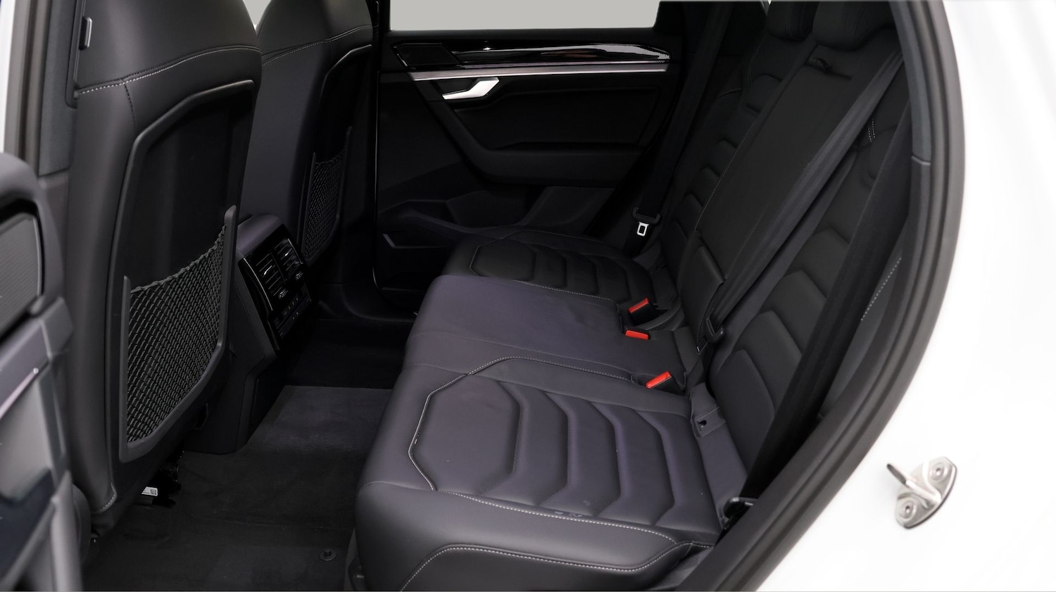 Used Volkswagen Touareg 2023 for sale - 77285399: Photo 16