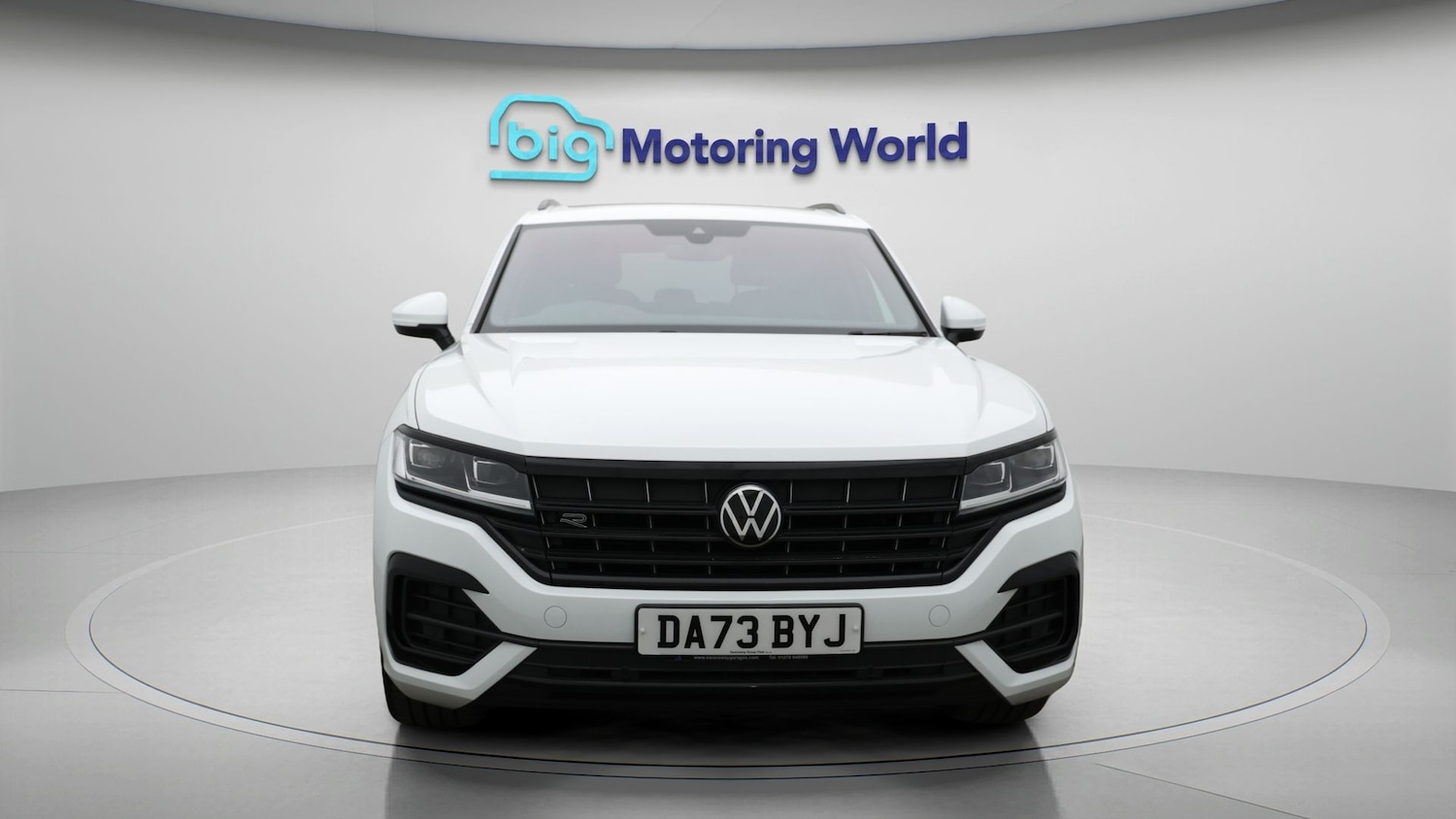 Used Volkswagen Touareg 2023 for sale - 77285399: Photo 2