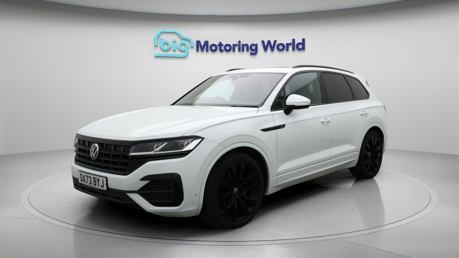 Used Volkswagen Touareg 2023 for sale - 77285399: Photo 3