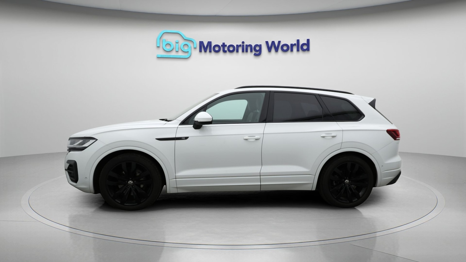 Used Volkswagen Touareg 2023 for sale - 77285399: Photo 4