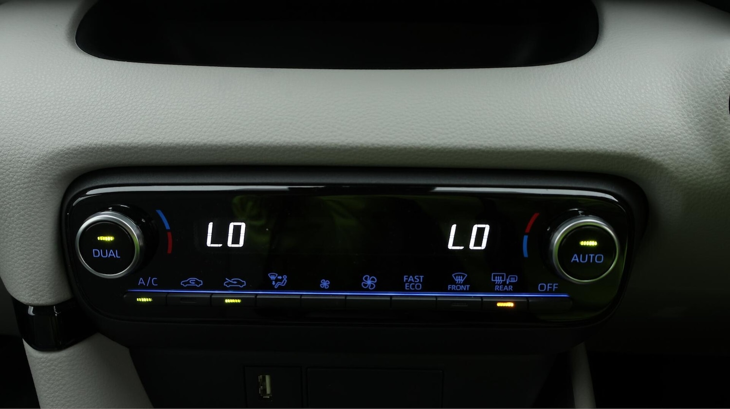 Used Toyota Yaris 2022 for sale - 76388791: Photo 13