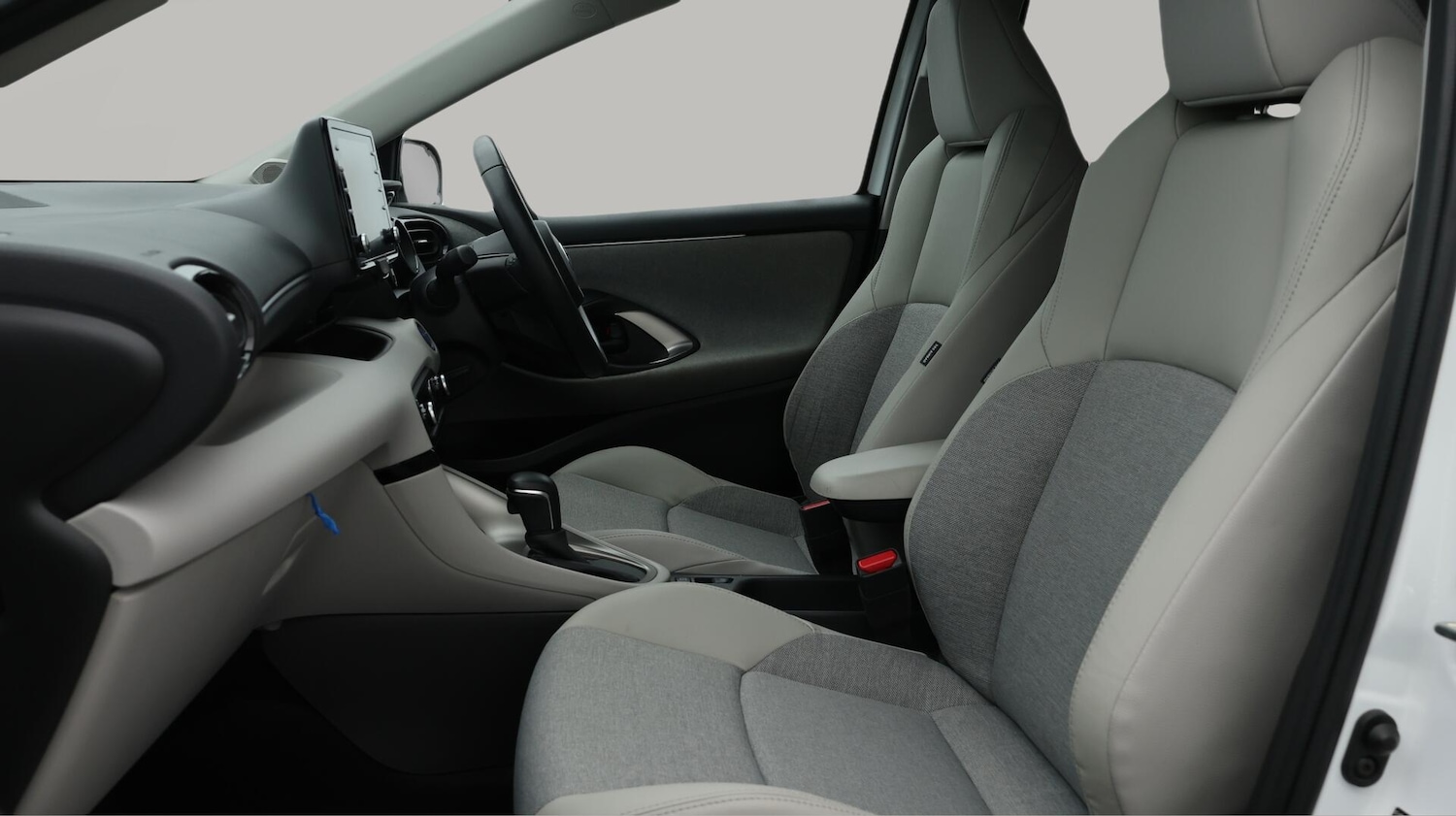 Used Toyota Yaris 2022 for sale - 76388791: Photo 15