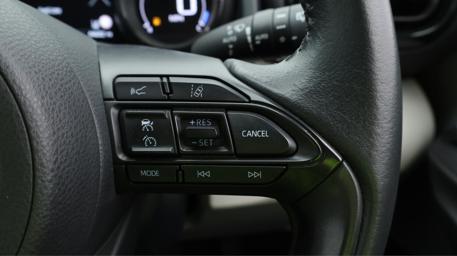 Used Toyota Yaris 2022 for sale - 76388791: Photo 25