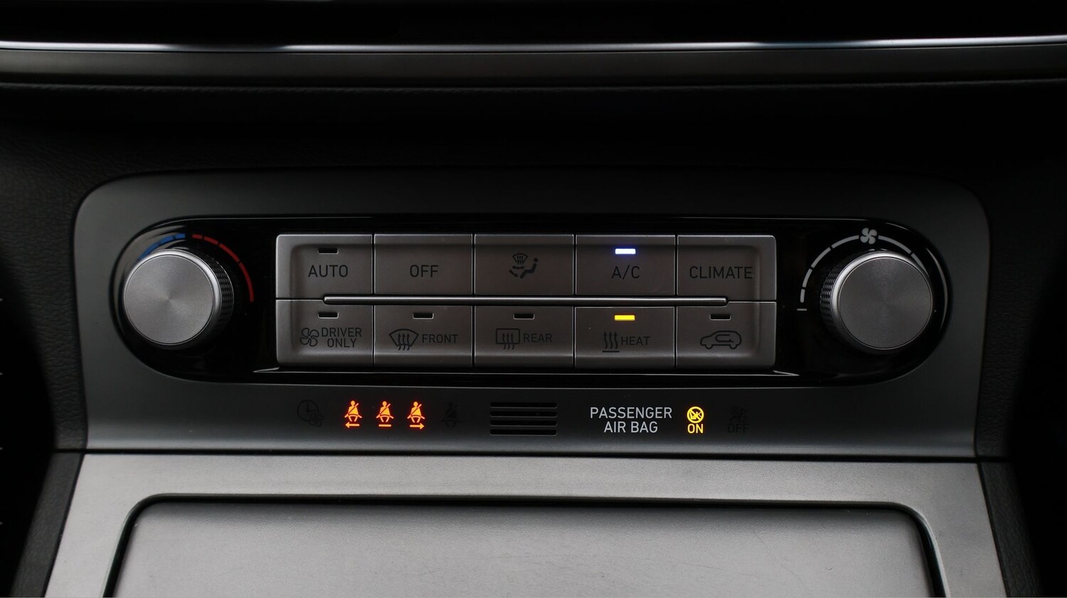 Used Hyundai KONA 2022 for sale - 77833341: Photo 12