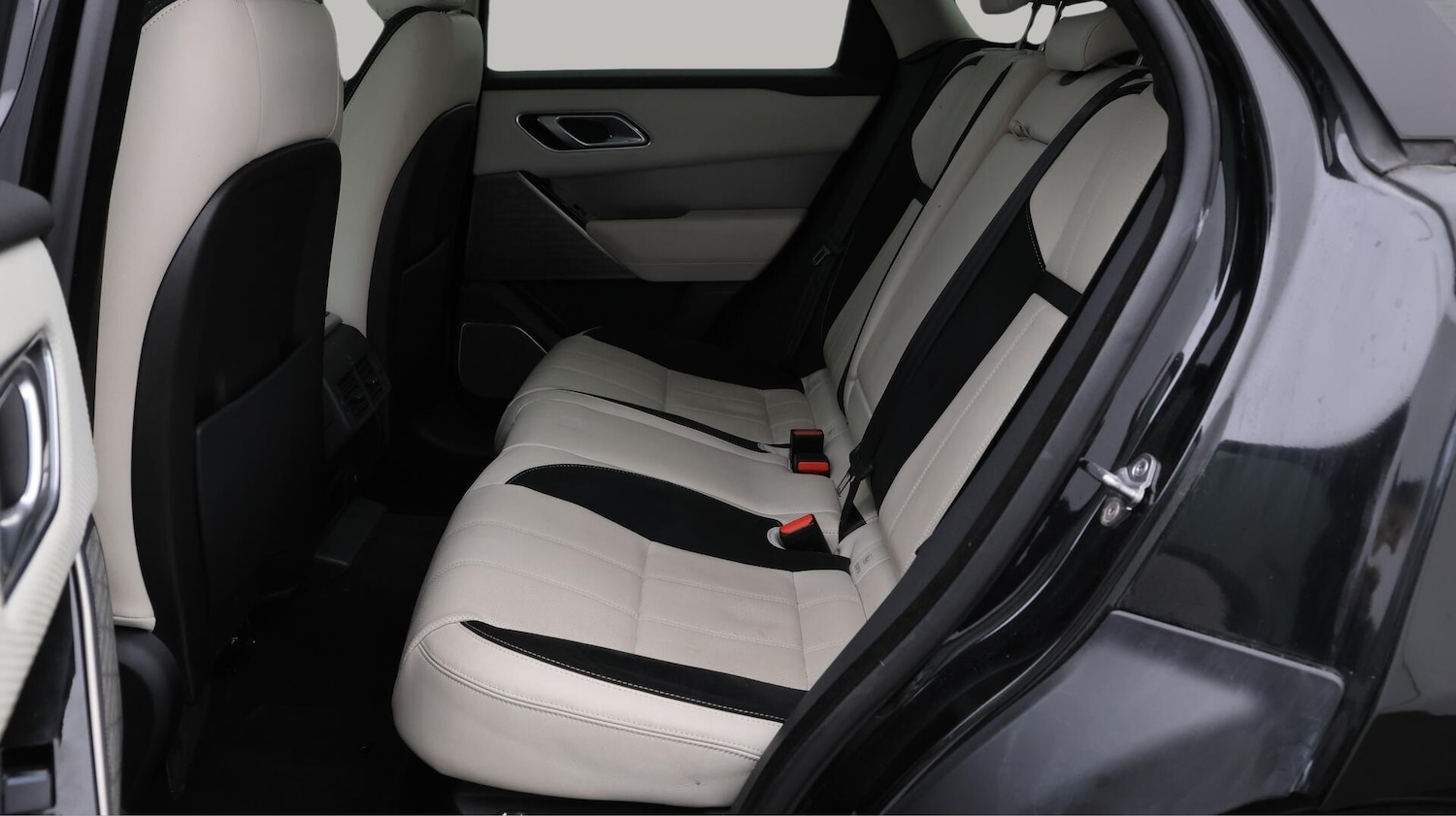 Used Land Rover Range Rover Velar 2018 for sale - 76485427: Photo 17