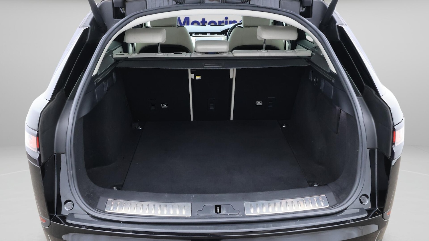 Used Land Rover Range Rover Velar 2018 for sale - 76485427: Photo 18