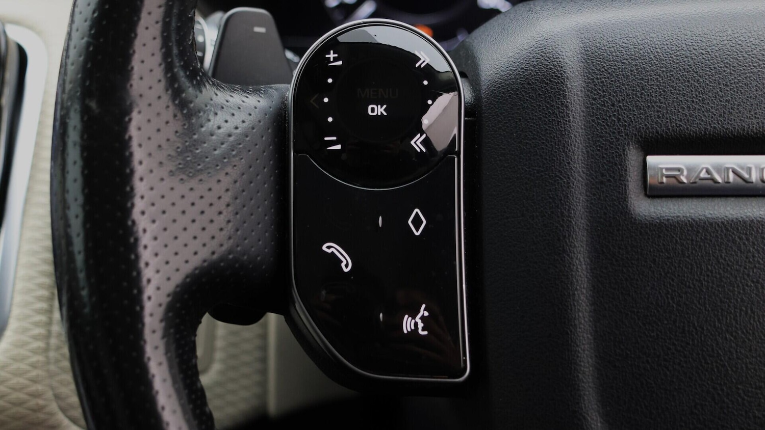 Used Land Rover Range Rover Velar 2018 for sale - 76485427: Photo 24