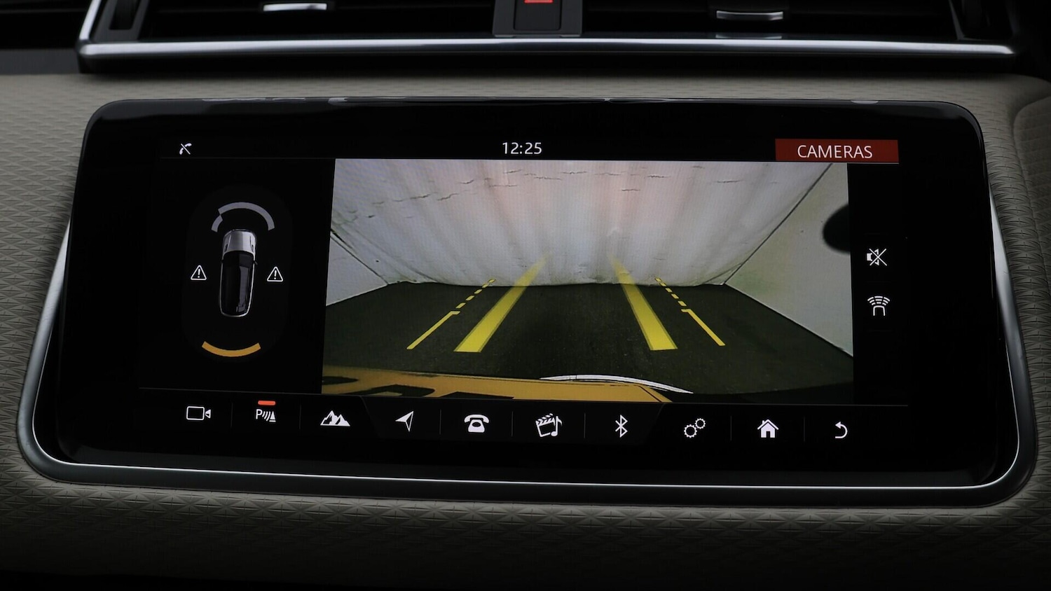 Used Land Rover Range Rover Velar 2018 for sale - 76485427: Photo 27