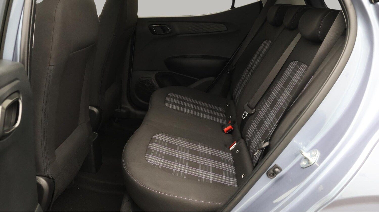 Used Hyundai i10 2025 for sale - 76512739: Photo 17