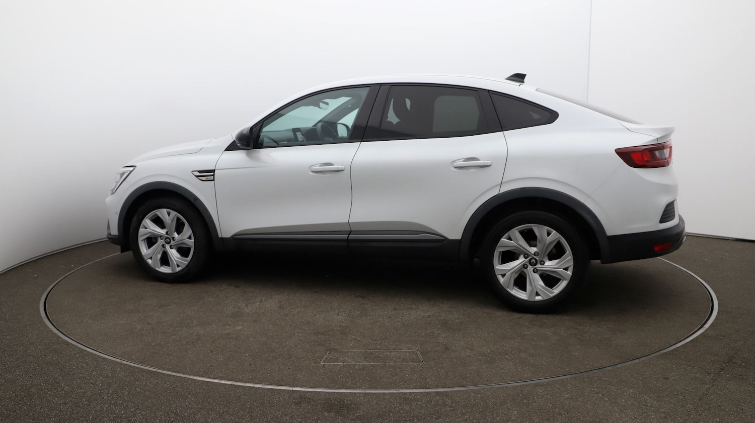 Used Renault Arkana 2022 for sale - 76808699: Photo 51