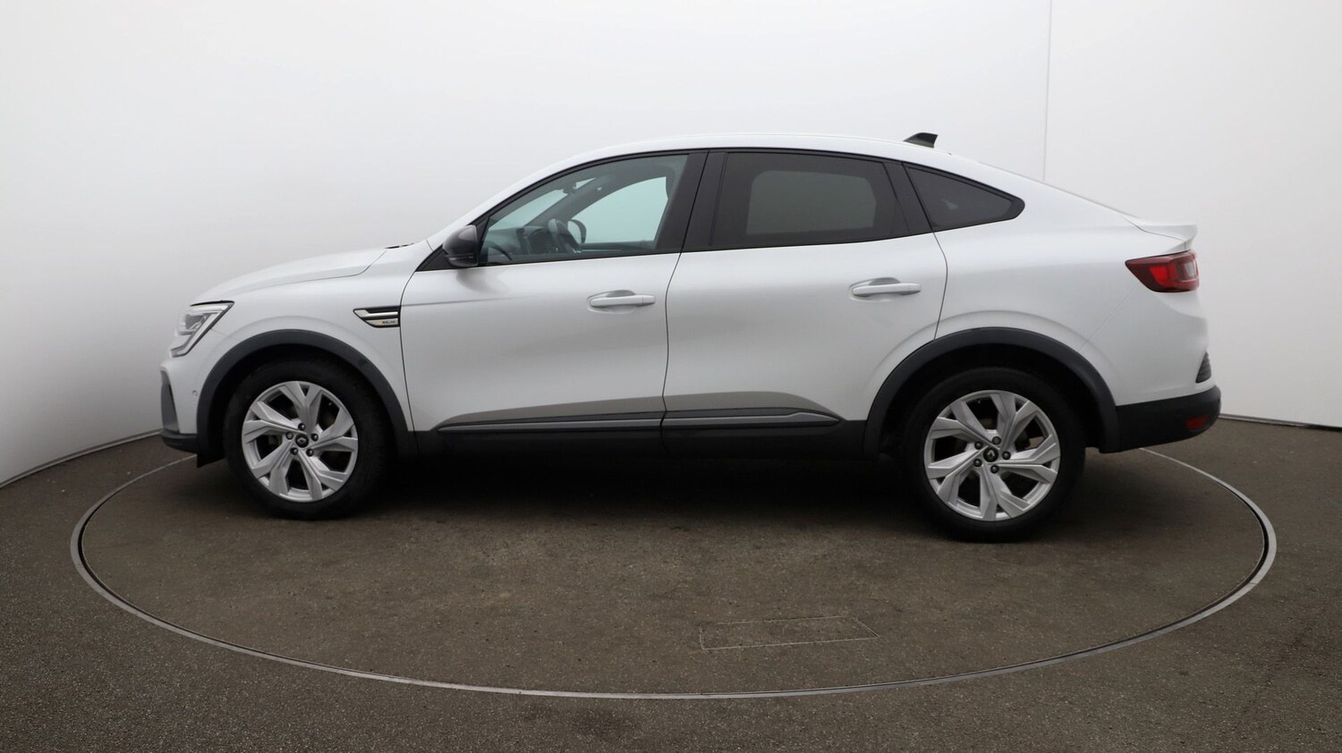 Used Renault Arkana 2022 for sale - 76808699: Photo 57