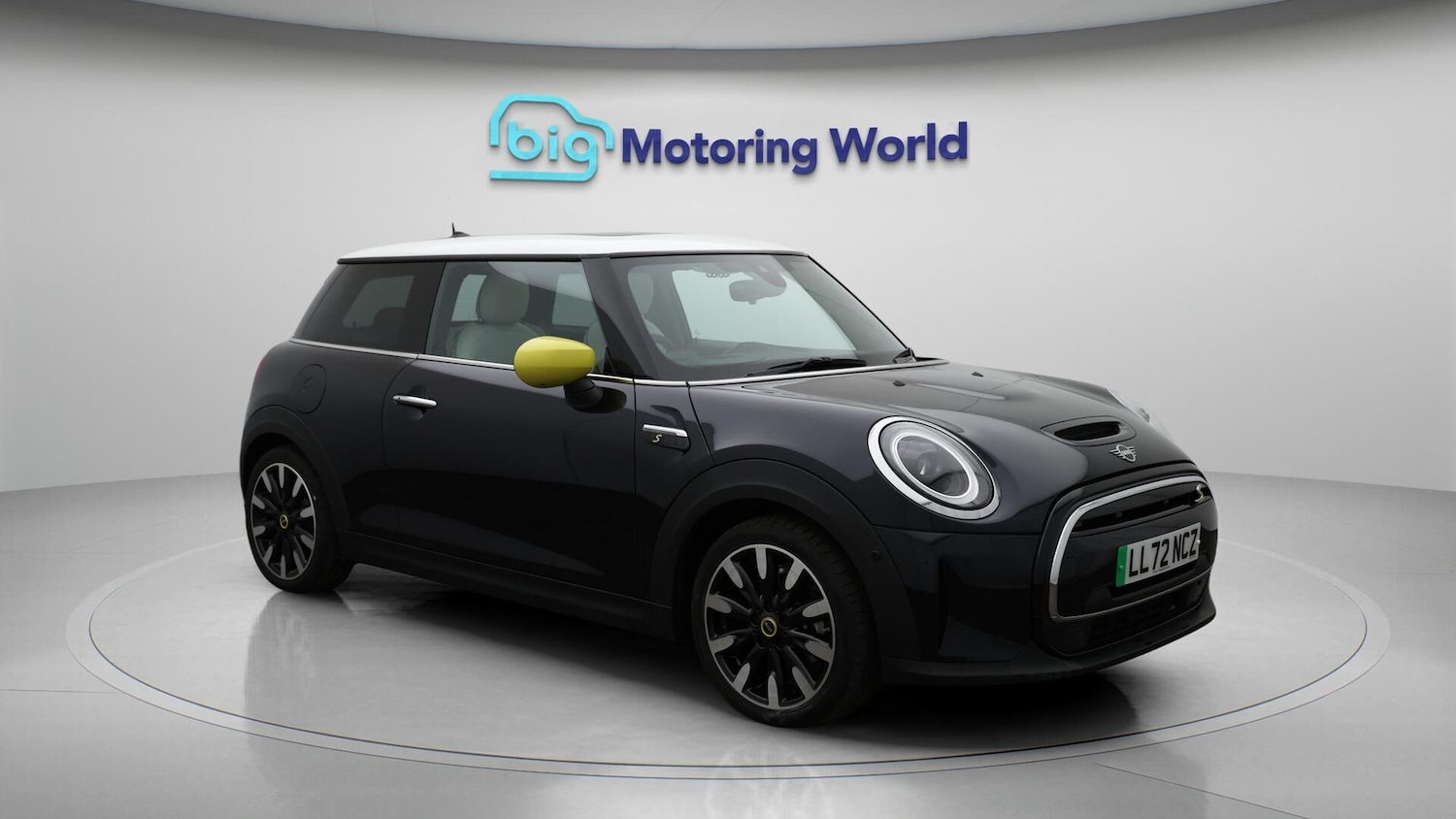 Used MINI Electric Hatch for sale - 76485861: Photo 1