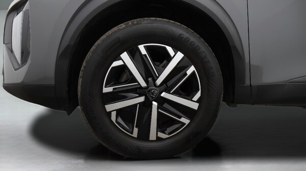 Used Peugeot 2008 2023 for sale - 76151597: Photo 19