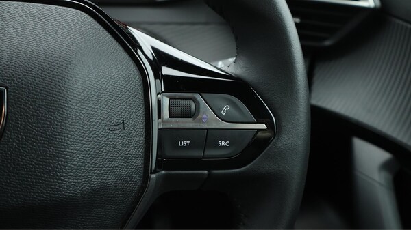 Used Peugeot 2008 2023 for sale - 76151597: Photo 25
