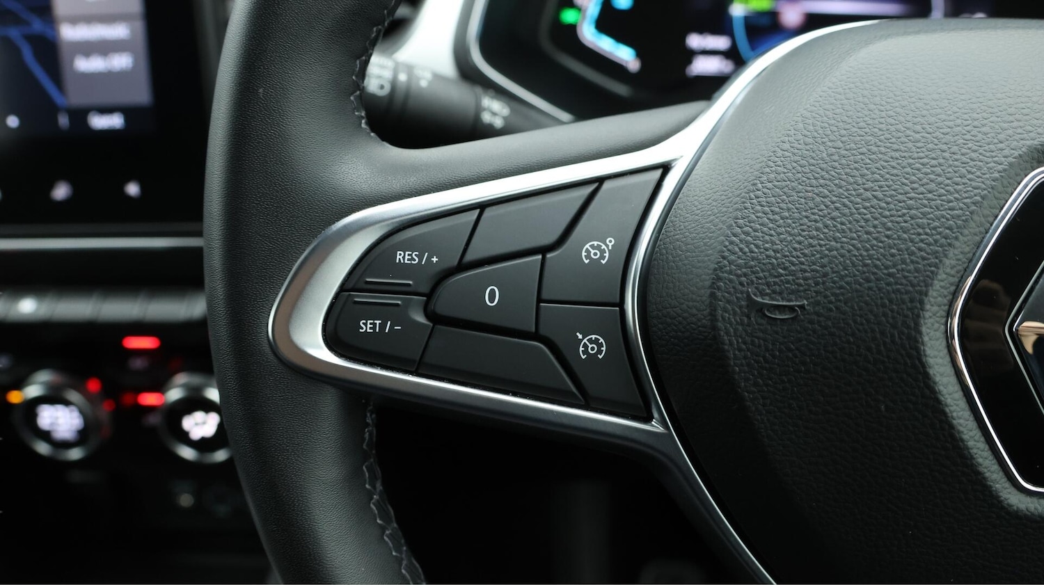 Used Renault Captur 2022 for sale - 76781392: Photo 24