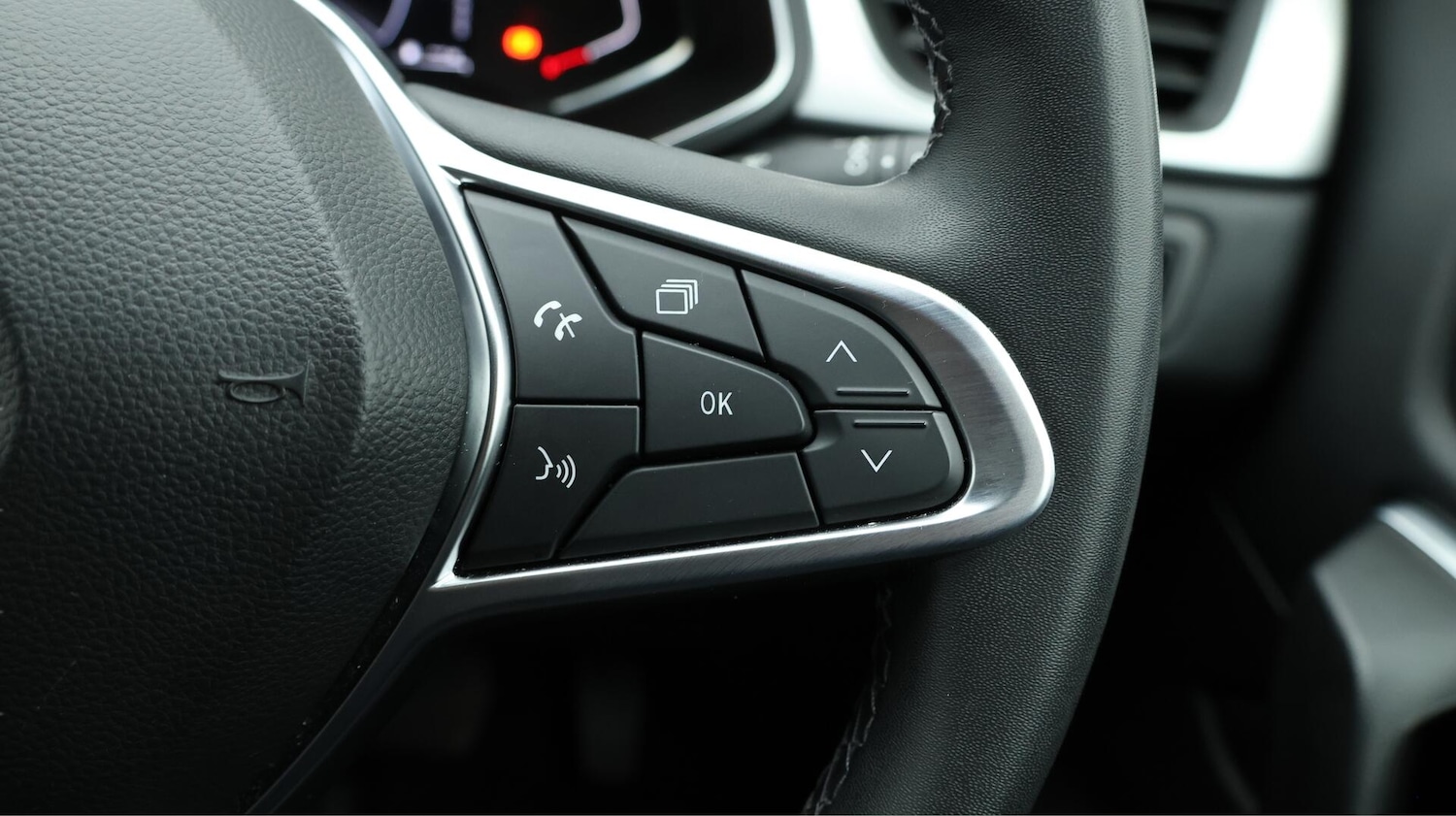 Used Renault Captur 2022 for sale - 76781392: Photo 25