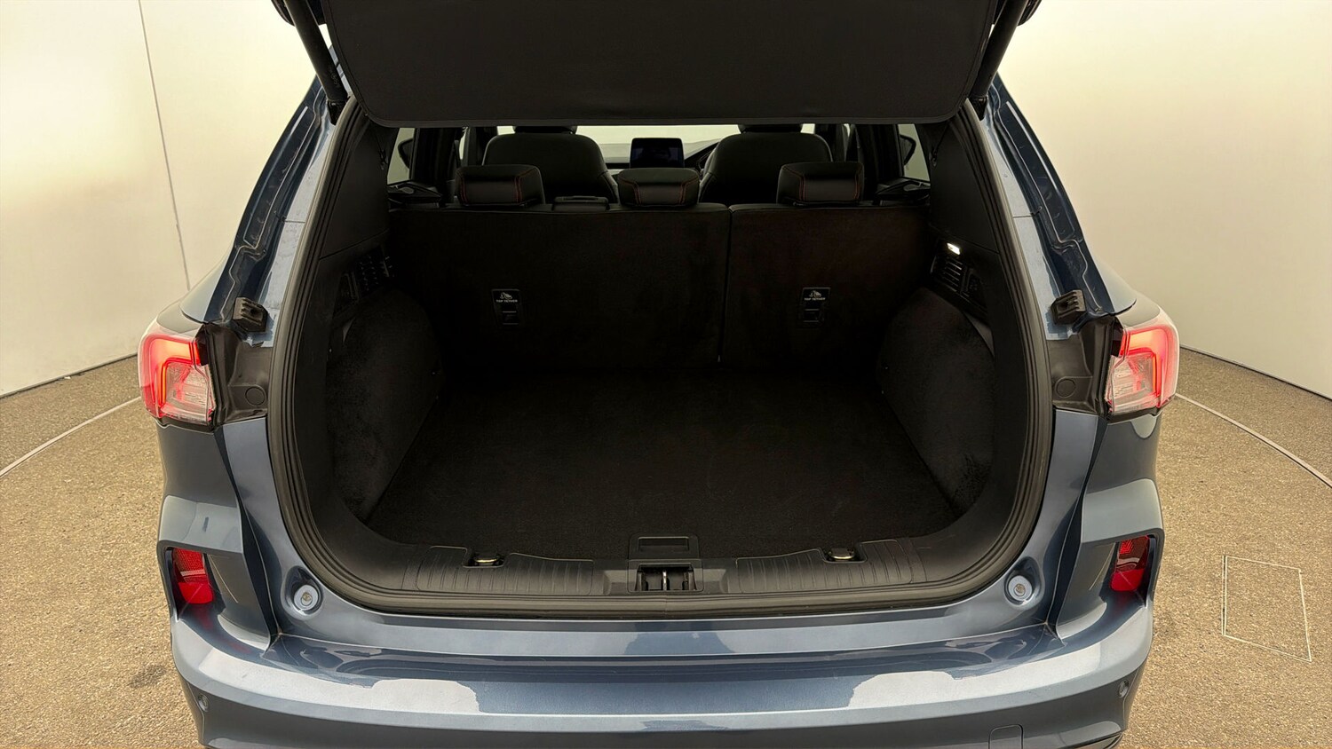 Used Ford Kuga 2023 for sale - 78105475: Photo 16