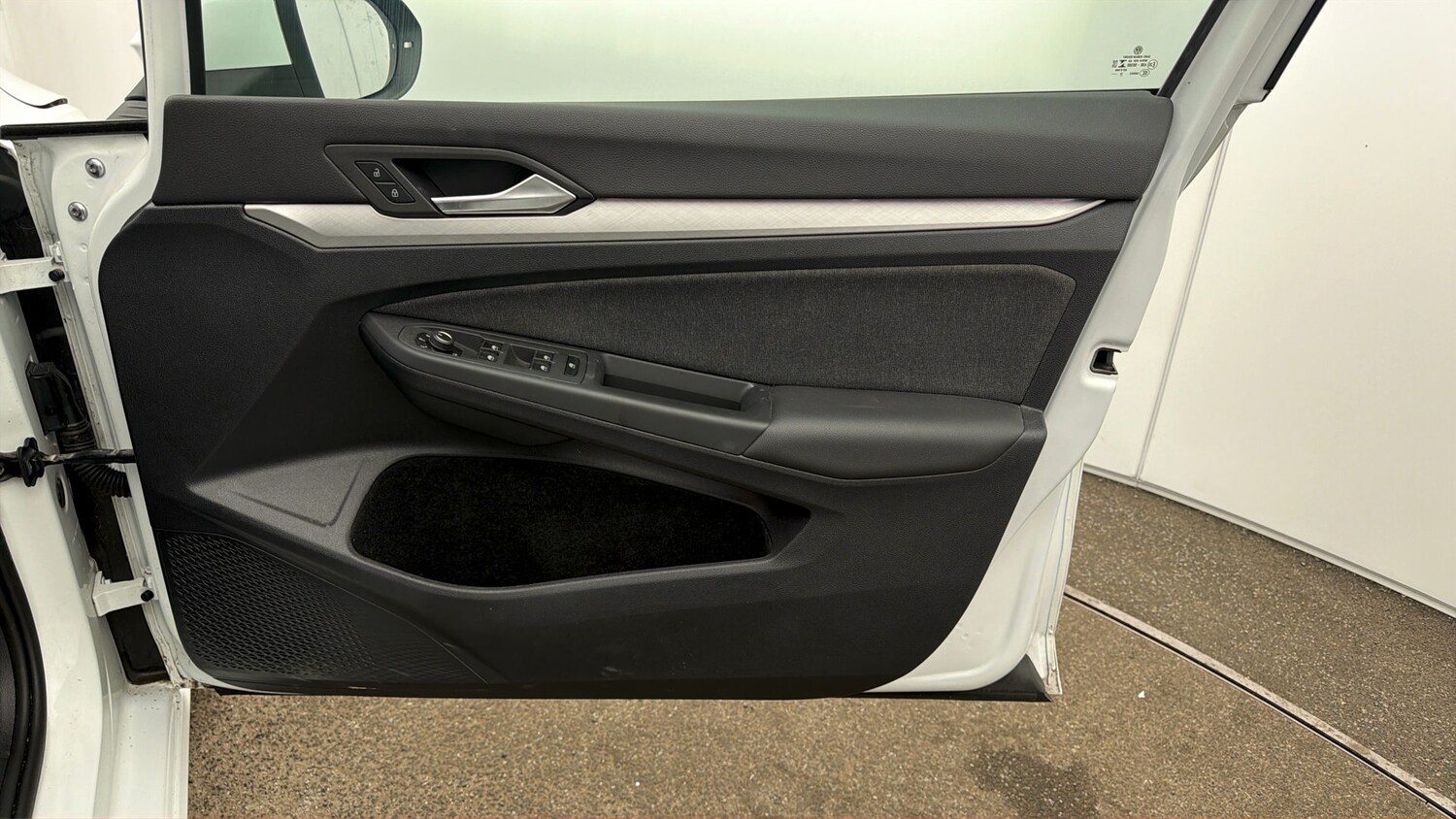 Used Volkswagen Golf 2023 for sale - 77938469: Photo 14