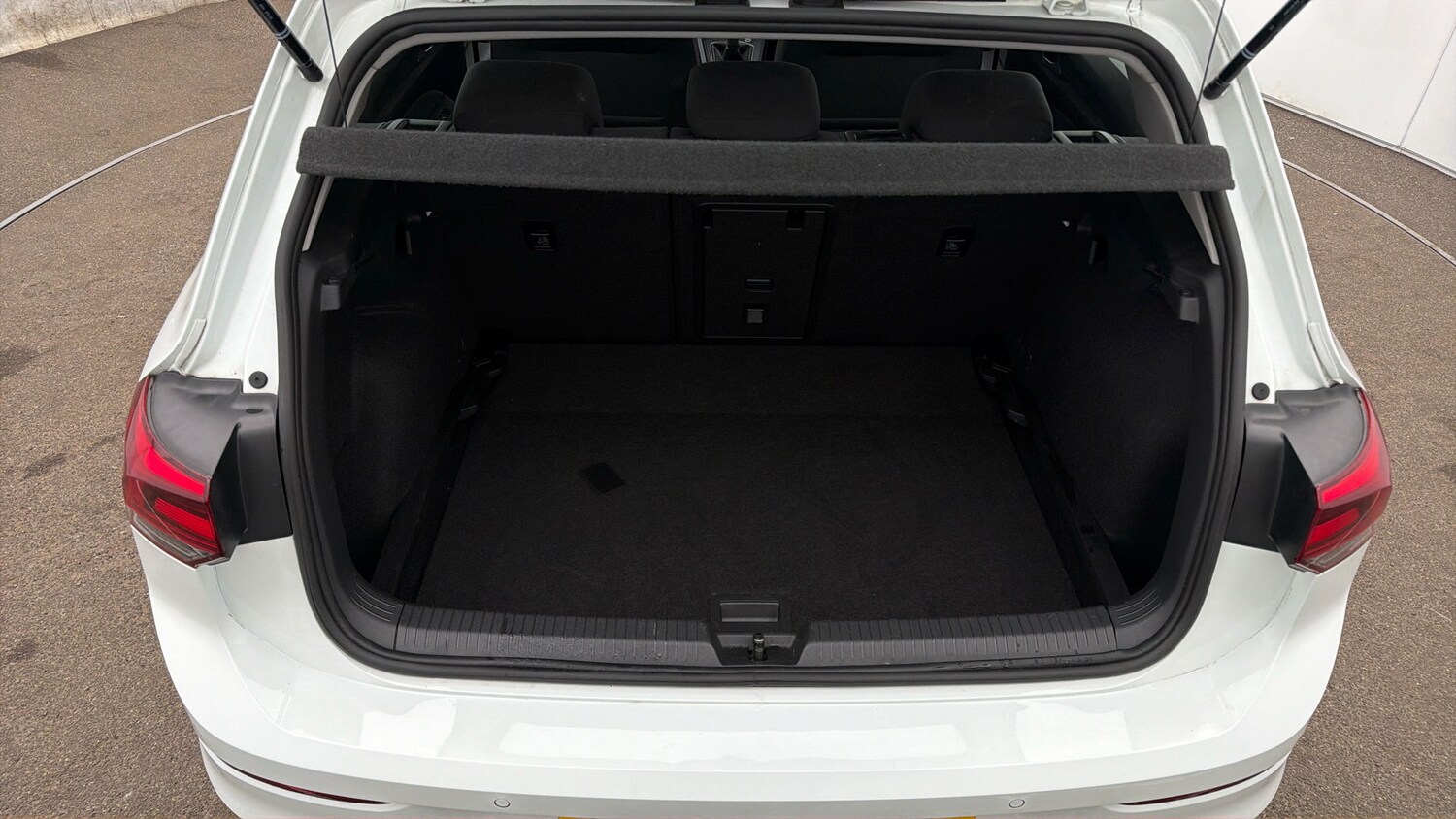 Used Volkswagen Golf 2023 for sale - 77938469: Photo 16