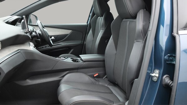 Used Peugeot 3008 2023 for sale - 75431910: Photo 15