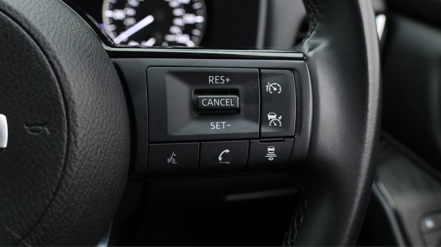 Used Nissan Qashqai 2022 for sale - 76122530: Photo 39