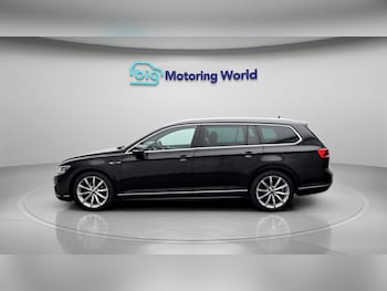Used Volkswagen Passat 2023 for sale - 79067576: Photo