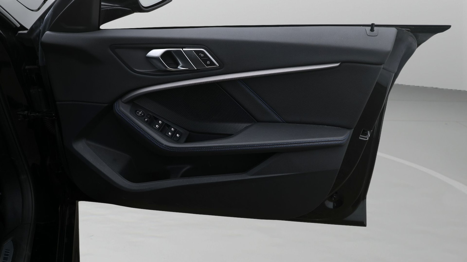 Used BMW 2 Series 2023 for sale - 77451296: Photo 15